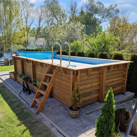 Pool AQUA 7 x 3.75 - H.1.45 m, hellblau, mit am Beton verschraubten Stahlprofilen