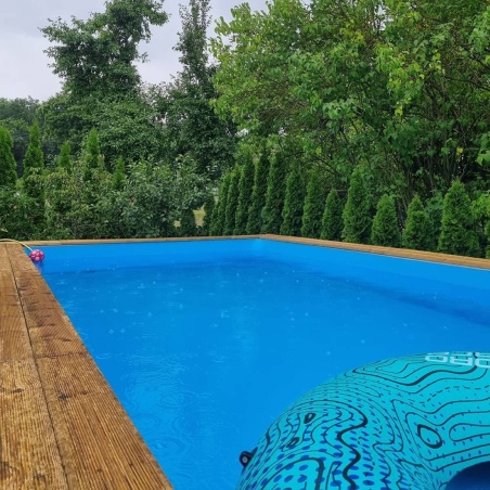 Pool AQUA 8.5 x 4.35 - H.1.45 m, sandfarben, mit am Beton verschraubten Stahlprofilen