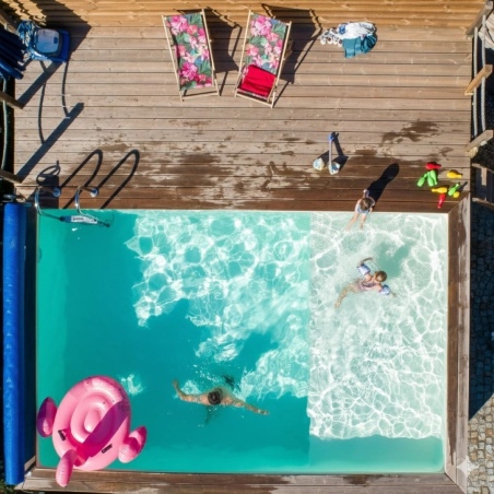 Pool AQUA 7 x 3.75 - H.1.45 m mit Liegefläche, sandfarben, mit am Beton verschraubten Stahlprofilen