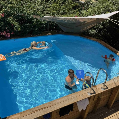 Pool AQUA 8.5 x 4.35 - H.1.45 m mit Liegefläche, hellblau, mit am Beton verschraubten Stahlprofilen