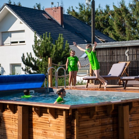 Pool AQUA 4.65 x 2.85 - H.1.24 m, sandfarben, mit am Beton verschraubten Stahlprofilen
