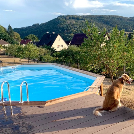 Pool NEMO 7.3 x 3.97 - H.1.45 m, hellblau, mit Stahlprofilen zum Einbetonieren