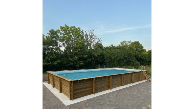 Pool AQUA 10.2 x 5.2 - H.1.45 m, sandfarben, mit am Beton verschraubten Stahlprofilen