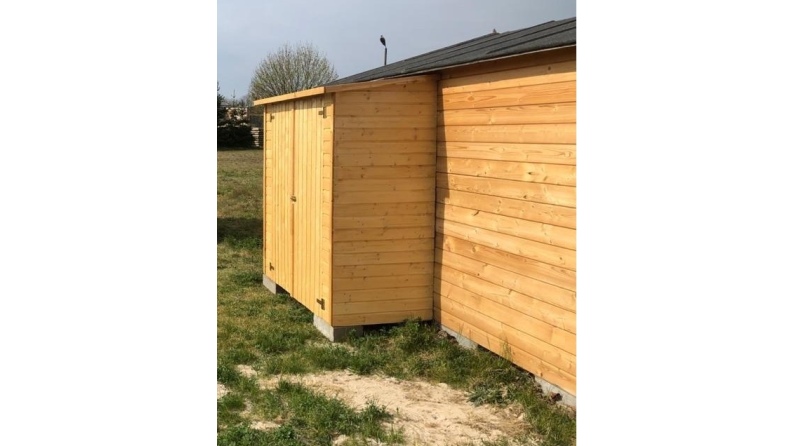 Geräteschrank 1.66x0.82m H.1.86 - mit Boden und Rückwand