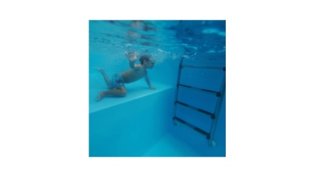 Pool NEMO 7.3 x 3.97 - H.1.45 m mit Liegefläche, sandfarben, mit am Beton verschraubten Stahlprofilen