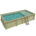 Gartenpools aus Holz mit Liegefläche