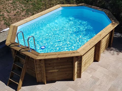 Gartenpool aus Holz